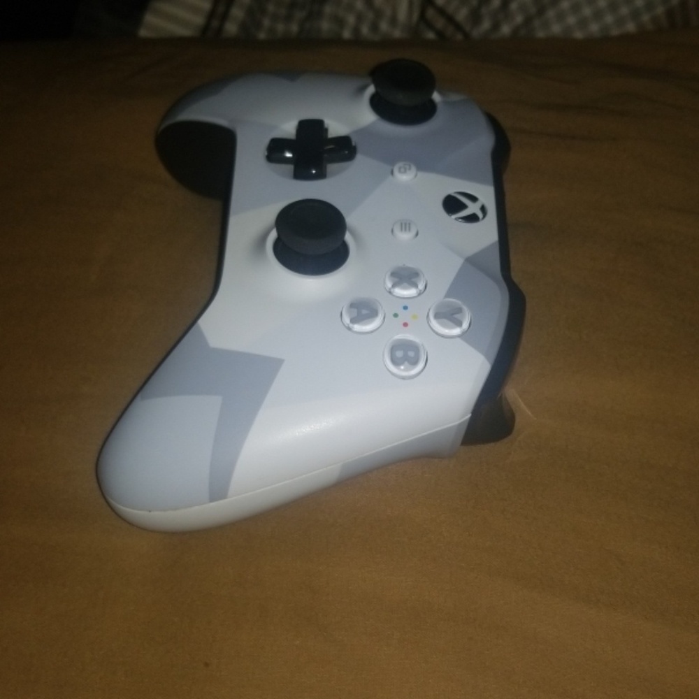 Xbox One Tactical pattern controller - Picture 4 of 4